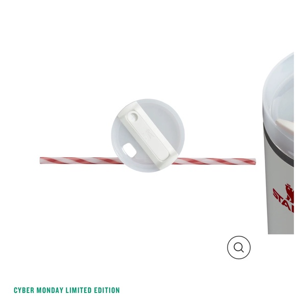 Stanley Mistletoe Twist Flowstate Quencher 40 Oz. Cyber Monday Limited Edition - Picture 4 of 5